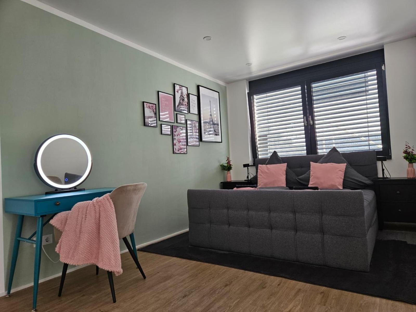 Stilvolle Wohnung Mit Blick Und Selbst-Check-In Бад-Берлебурґ Екстер'єр фото